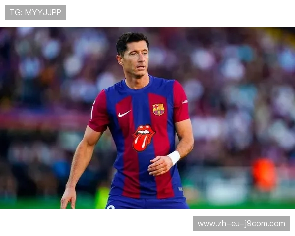 聚焦足球赛场传奇射手全面解析惊人456粒进球背后的荣耀与奋斗历程